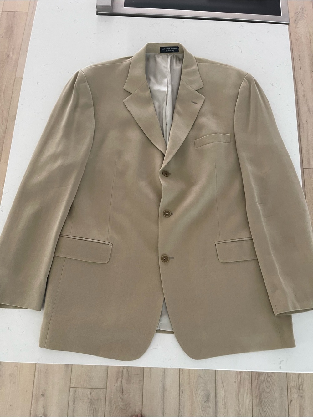 Andrew Fezza tan blazer 46L